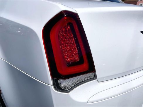 Used 2018 Chrysler 300 Touring w/ Sport Appearance Package image 30