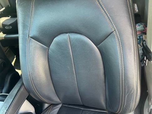 Used 2017 Chrysler Pacifica Touring Plus w/ Tire & Wheel Group FWD image 24