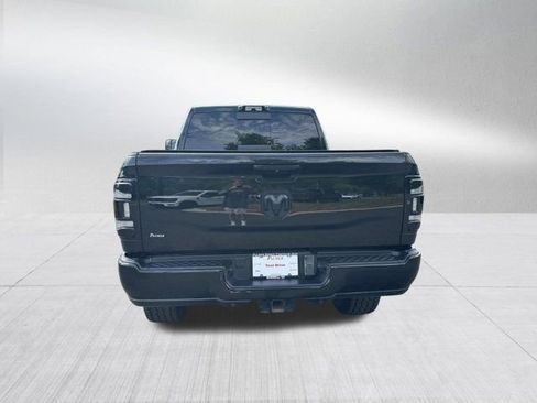 Used 2022 RAM 2500 Laramie AWD/4WD image 7