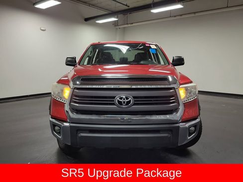 Used 2015 Toyota Tundra SR5 w/ SR5 Upgrade Package AWD/4WD image 2