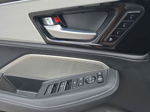 Used 2023 Acura MDX SH-AWD w/ Technology Package image 30