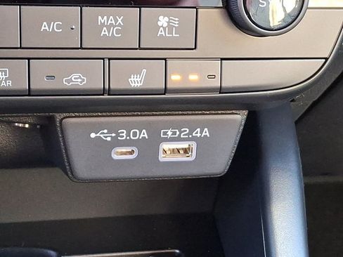 New 2026 Subaru Outback Limited image 21