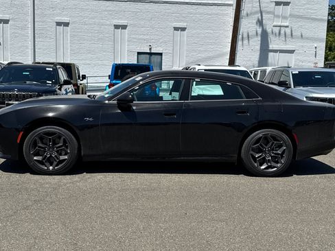 New 2026 Dodge Charger R/T w/ Blacktop Package AWD/4WD image 6