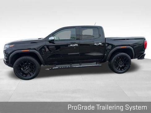 Used 2024 GMC Canyon Denali w/ LPO, Denali Black Edition image 9