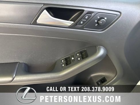 Used 2014 Volkswagen Jetta TDI FWD image 18