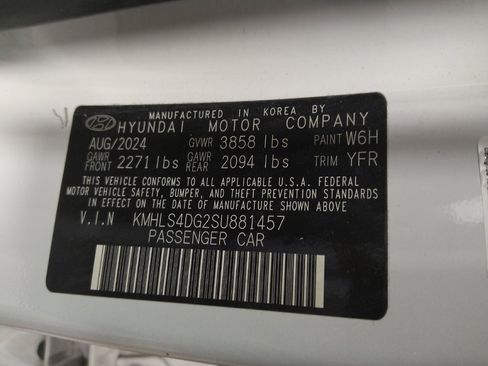 Used 2025 Hyundai Elantra SEL FWD image 33