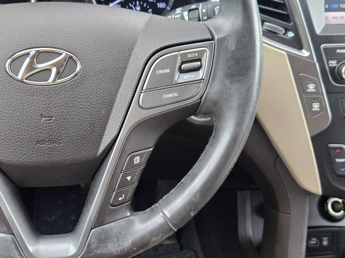 Used 2017 Hyundai Santa Fe Sport FWD image 22