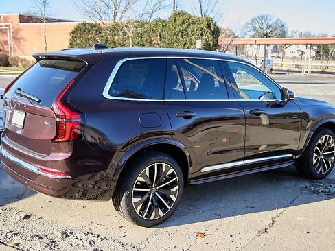 New 2026 Volvo XC90 B6 Plus w/ Protection Package image 9