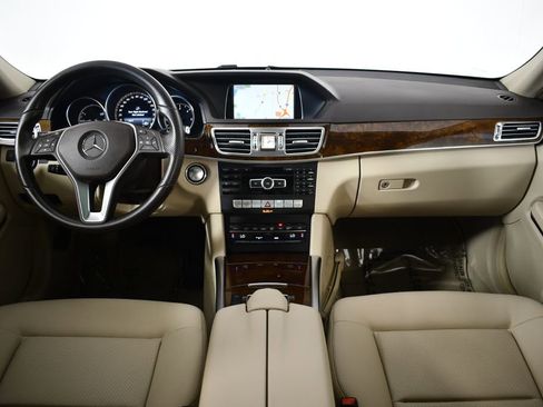 Used 2015 Mercedes-Benz E 250 E250 BLUETEC image 16