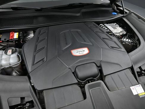 Certified 2022 Porsche Cayenne Turbo image 35