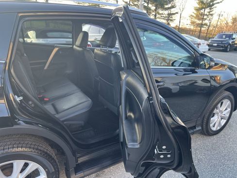 Used 2015 Toyota RAV4 Limited AWD/4WD image 12