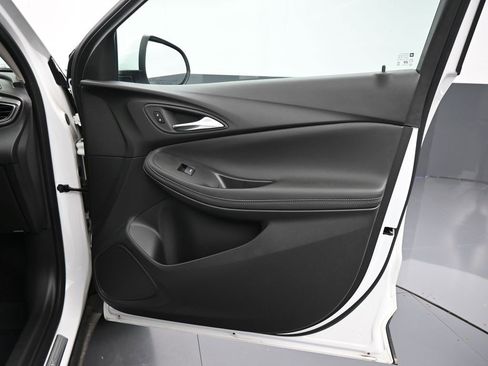 Used 2023 Buick Encore GX Preferred w/ Cold Weather Comfort Package image 38