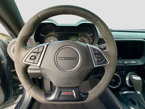 Used 2022 Chevrolet Camaro SS image 11