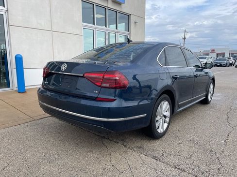 Used 2018 Volkswagen Passat 2.0T SE image 5