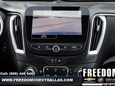 Used 2025 Chevrolet Malibu LT FWD image 5