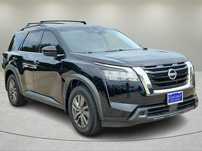 Certified 2024 Nissan Pathfinder SV w/ Black Appearance Package