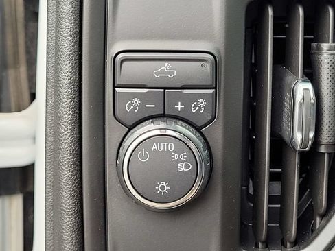Used 2019 Chevrolet Silverado 1500 W/T w/ Trailering Package RWD image 16