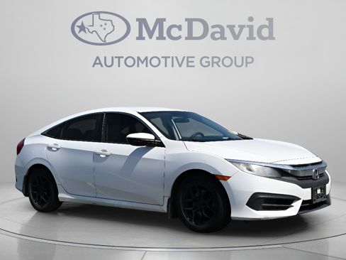 Used 2018 Honda Civic LX image 9