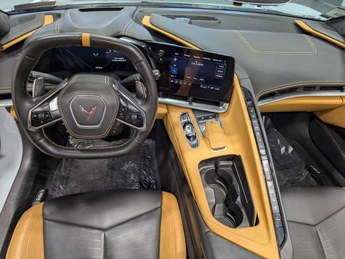 Used 2022 Chevrolet Corvette Stingray Premium Conv w/ Battery Protection Package RWD image 18