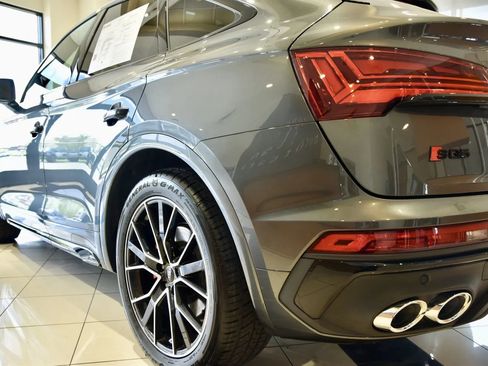 Used 2024 Audi SQ5 Premium Plus w/ S Sport Package AWD/4WD image 9