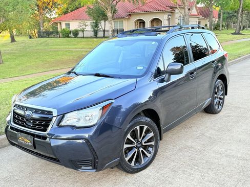 Used 2017 Subaru Forester 2.0XT Premium image 2
