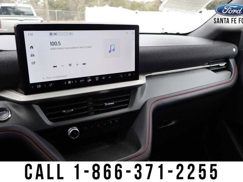 Used 2025 Ford Explorer ST-Line image 33