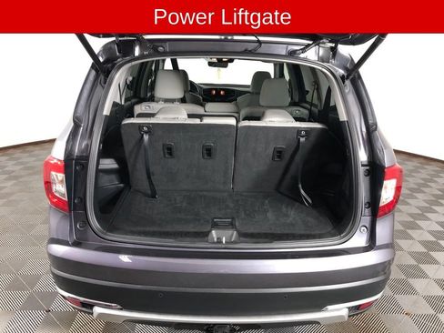 Used 2022 Honda Pilot Touring image 19