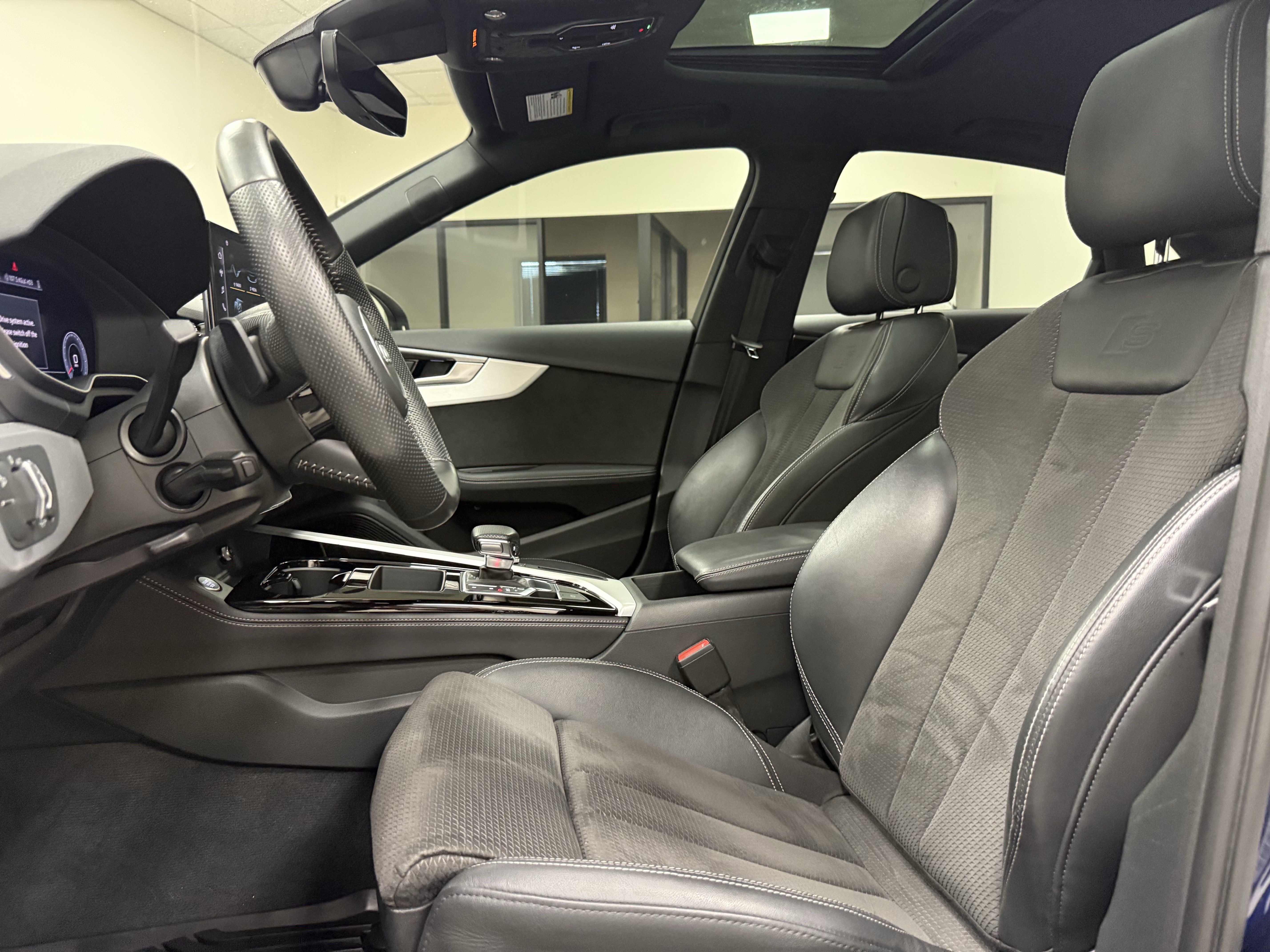 Used 2020 Audi A4 2.0T Premium Plus w/ Premium Plus Package AWD/4WD image 12