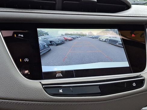Used 2024 Cadillac XT5 Premium Luxury FWD image 22