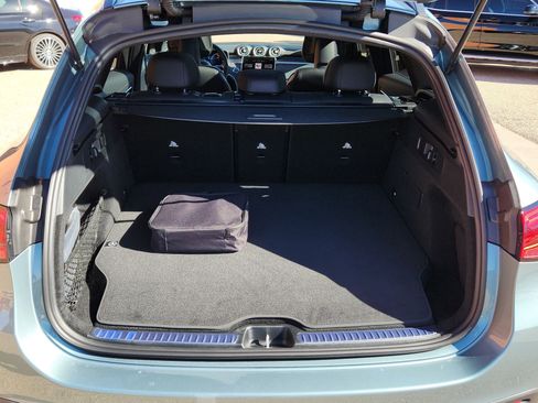 New 2025 Mercedes-Benz GLC 350e 4MATIC image 12