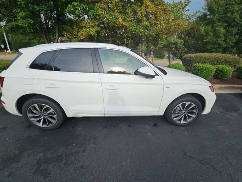 Used 2022 Audi Q5 2.0T Premium Plus AWD/4WD image 9
