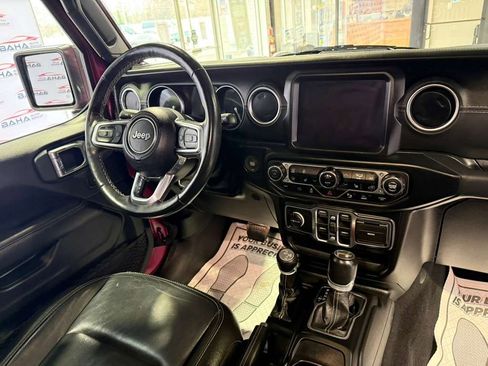 Used 2021 Jeep Wrangler Unlimited Sahara w/ Cold Weather Group AWD/4WD image 46