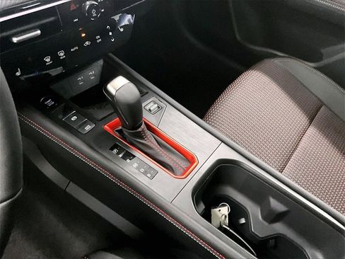 Used 2025 Nissan Kicks SR w/ SR Premium Package image 20