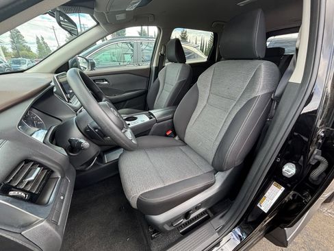 Used 2022 Nissan Rogue SV FWD image 36