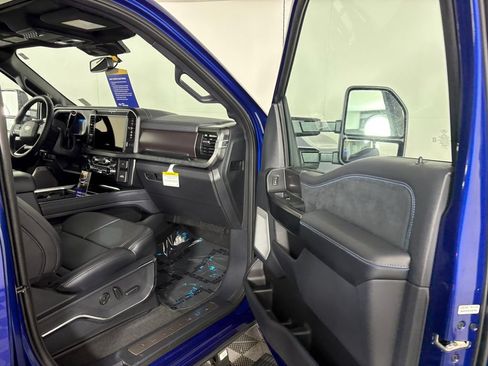 Certified 2026 Ford F450 Platinum AWD/4WD image 37