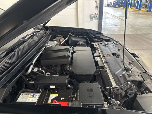Used 2023 Chevrolet Colorado LT w/ LT Convenience Package II AWD/4WD image 36