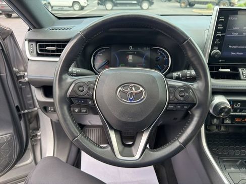 Used 2022 Toyota RAV4 XSE w/ XSE Grade Weather Package AWD/4WD image 22