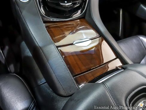 Used 2018 Cadillac Escalade Luxury image 27