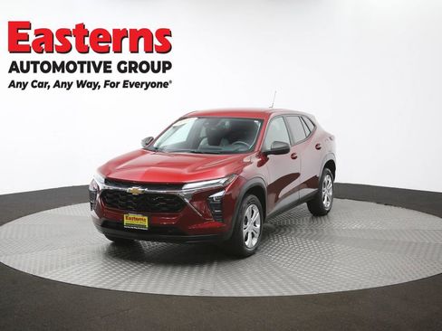 Used 2024 Chevrolet Trax LS FWD image 54