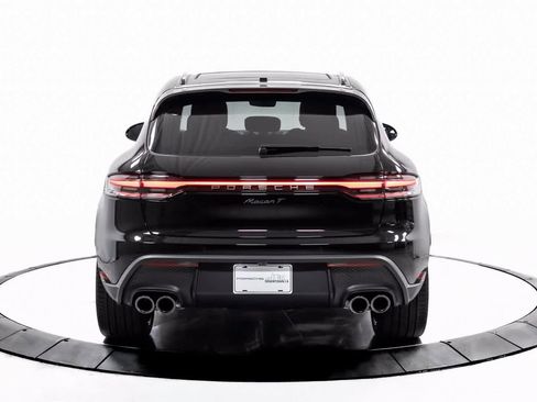 Certified 2025 Porsche Macan Turbo image 6