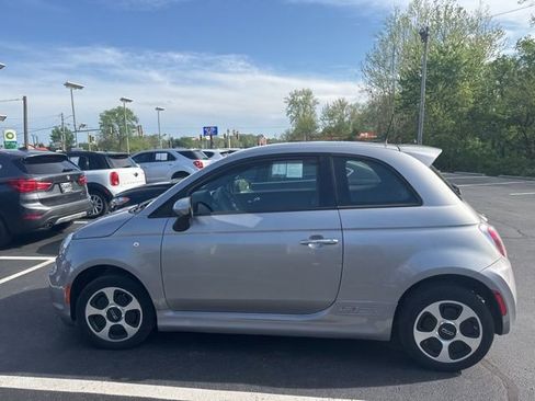 Used 2017 FIAT 500 e image 2