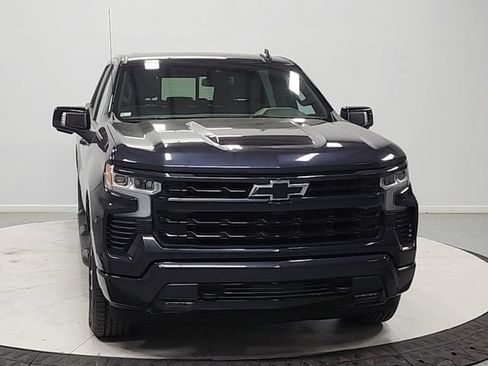 Used 2024 Chevrolet Silverado 1500 RST w/ Convenience Package II AWD/4WD image 2