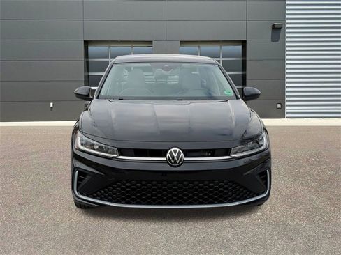 New 2026 Volkswagen Jetta SE image 2