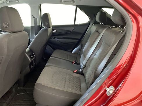 Used 2023 Chevrolet Equinox LT image 28