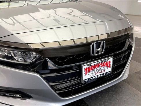 Used 2018 Honda Accord Sport image 29