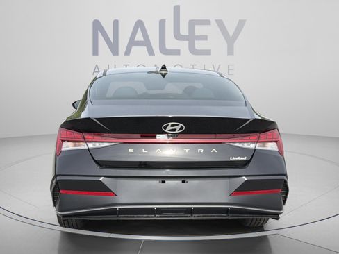 New 2026 Hyundai Elantra Limited FWD image 4