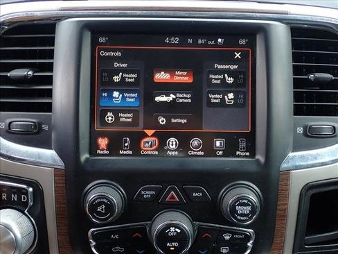 Used 2016 RAM 1500 Laramie w/ Convenience Group AWD/4WD image 17
