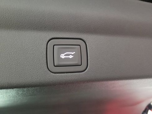 New 2025 Cadillac Escalade IQ Luxury 2 image 22