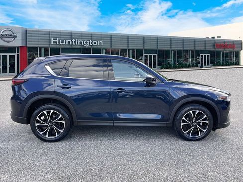 Used 2022 MAZDA CX-5 AWD 2.5 S w/ Premium Package image 5
