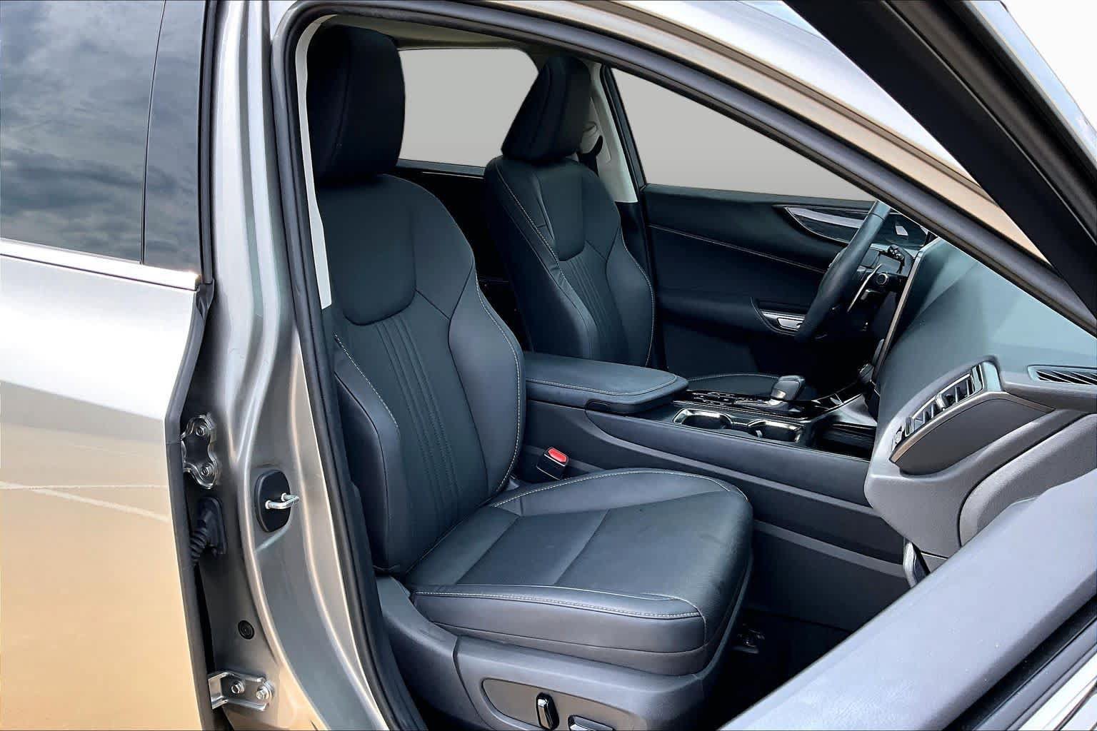 Used 2025 Lexus NX 350 AWD w/ Accessory Package (2T) image 9